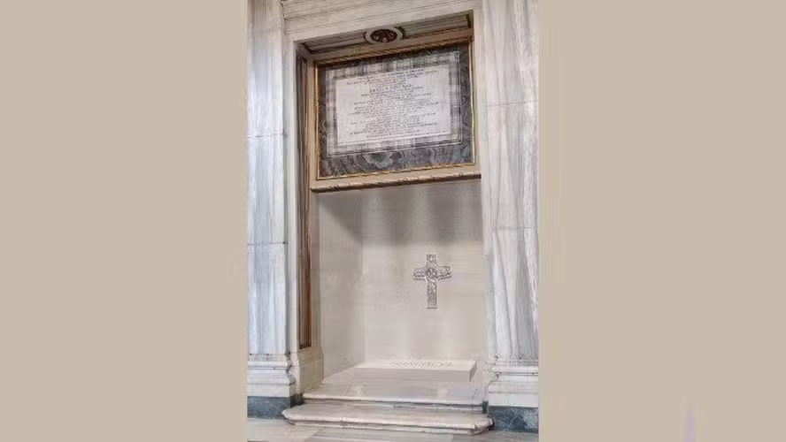 Laços com a Ligúria: Túmulo do Papa Francisco foi construído com pedra originária da região de seus avós