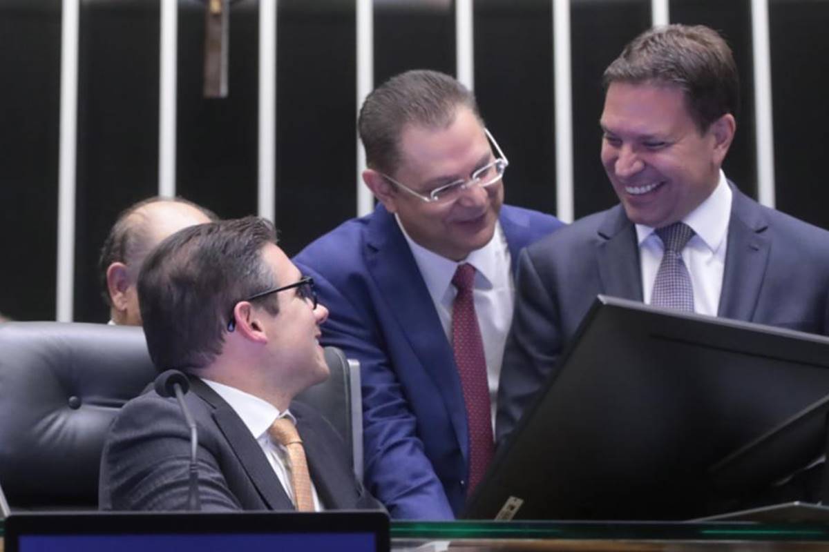 PSol vai ao STF contra ato da Câmara que livra Ramagem de ação penal