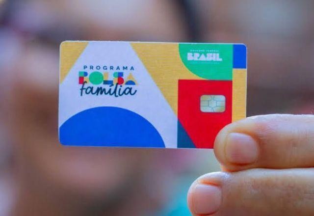 Mudanças no Bolsa Família: governo altera regras de renda e tempo máximo de permanência; entenda